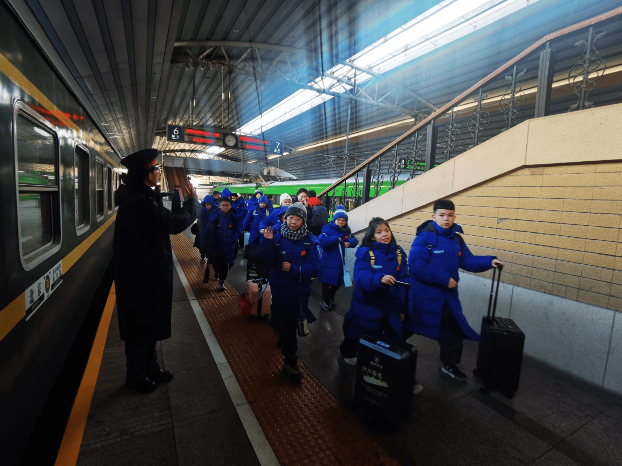 哈鐵以溫馨服務護航小學生研學之旅