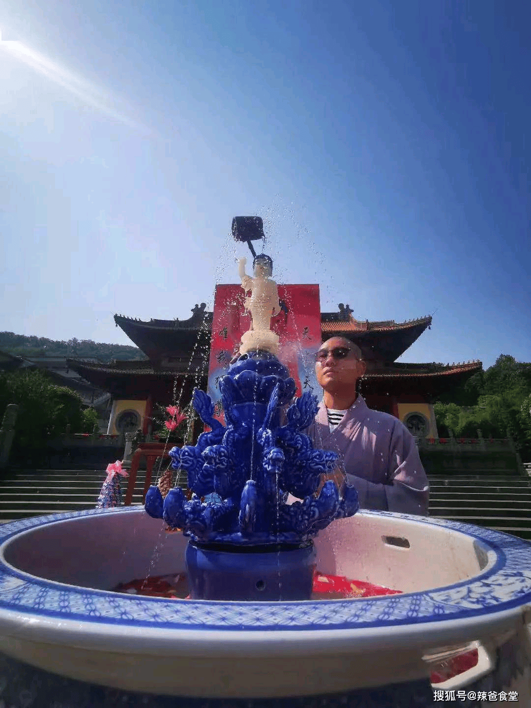 雲南傣族“潑水節”全民狂歡！民俗文化與傣味美食，你心動了嗎？