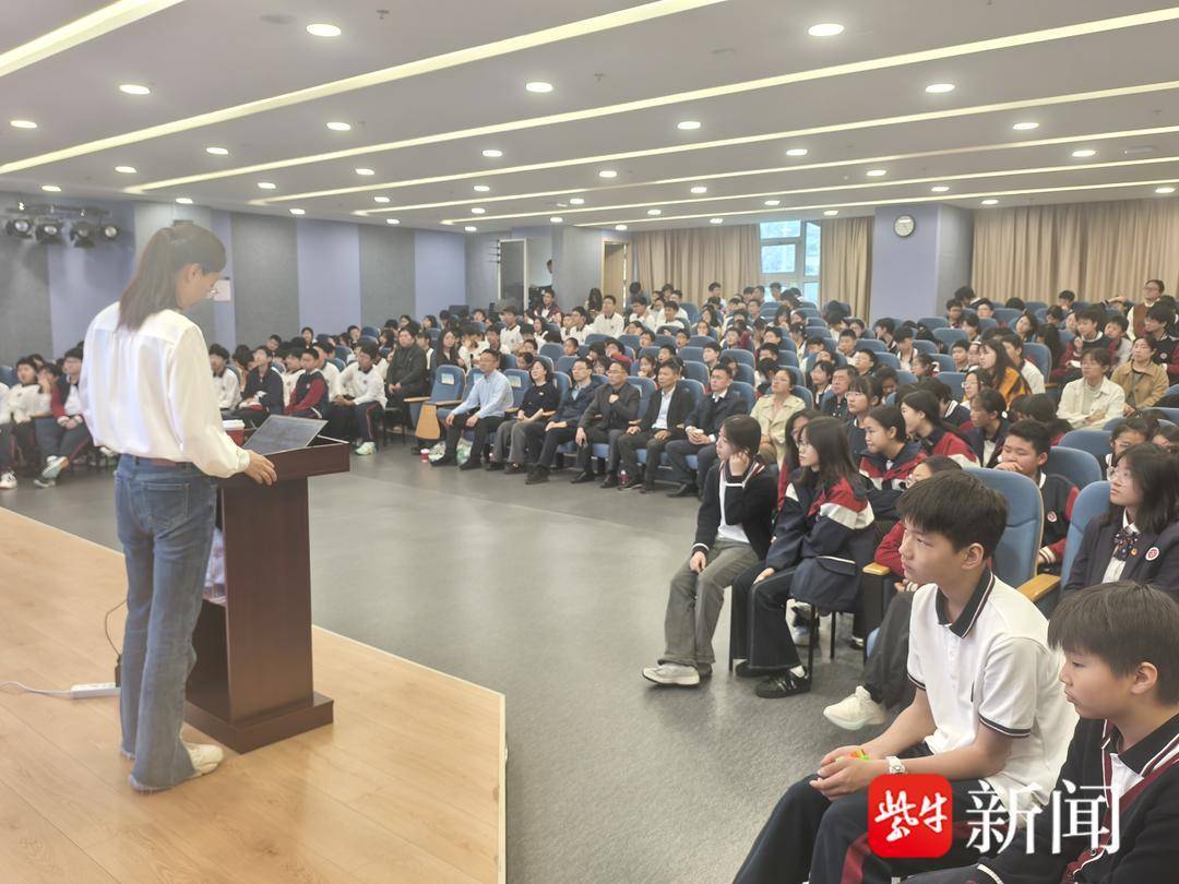 “電力科普進校園”暨《點亮萬物》科普圖書推廣活動開展